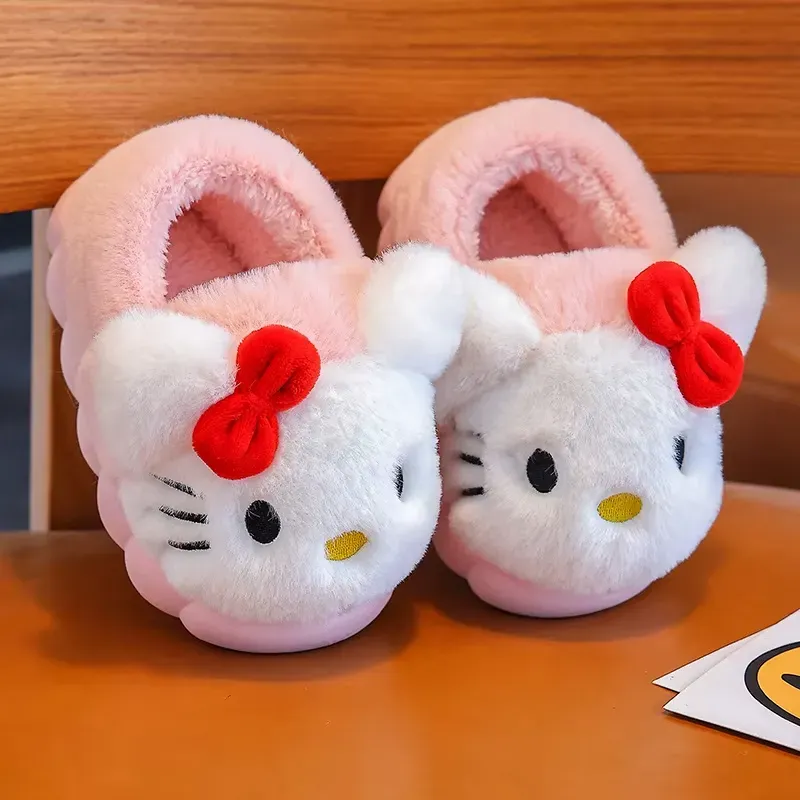 Pantufa Hello Kitty Rosa